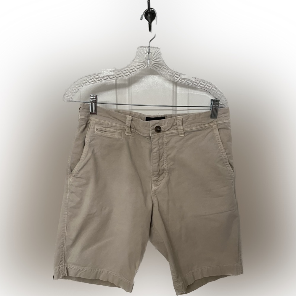 Men’s American Eagle Shorts. Size 31 Waist. Color Medium Khaki.